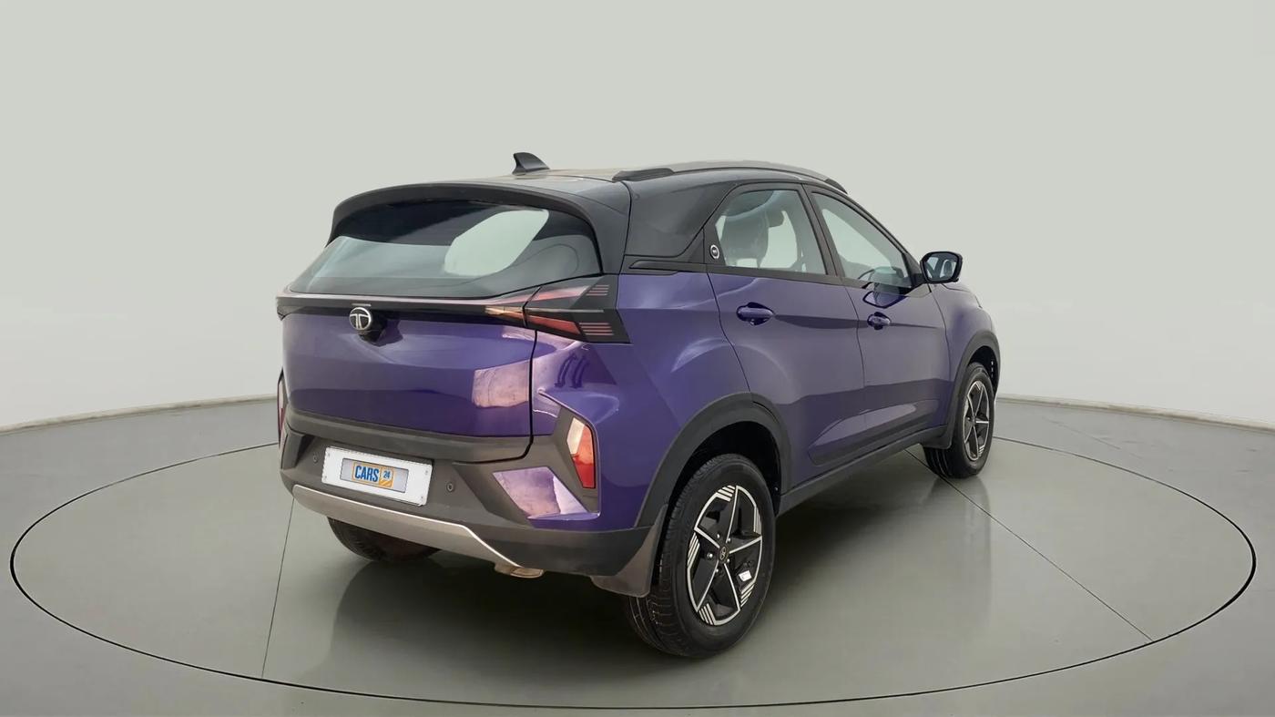 2024 Tata NEXON FEARLESS PURPLE + SUNROOF DUAL TONE 1.2 PETROL, Petrol, Manual, 9,643 km, Right Back Diagonal