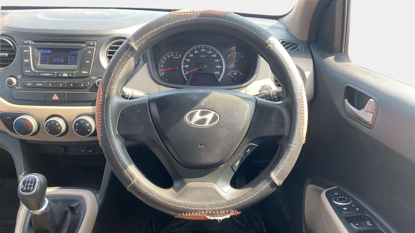 2014 Hyundai Grand i10 SPORTZ 1.2 KAPPA VTVT, Petrol, Manual, 60,900 km, Steering Wheel Close Up