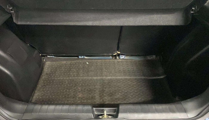 2018 Maruti Baleno DELTA CVT PETROL 1.2, Petrol, Automatic, 55,339 km, Boot Inside