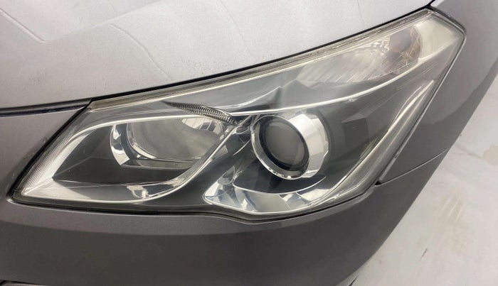 2015 Maruti Ciaz ZXI AT, Petrol, Automatic, 88,243 km, Left headlight - Faded