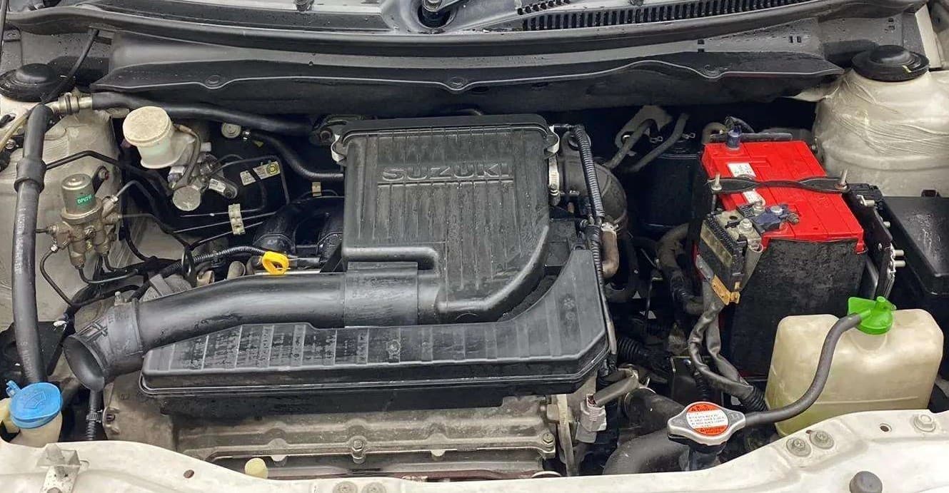 2013 Maruti Swift VXI, Petrol, Manual, 43,296 km, Open Bonet