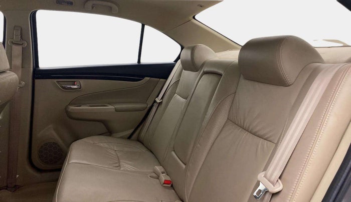 2017 Maruti Ciaz ALPHA 1.4 PETROL, Petrol, Manual, 22,858 km, Right Side Rear Door Cabin