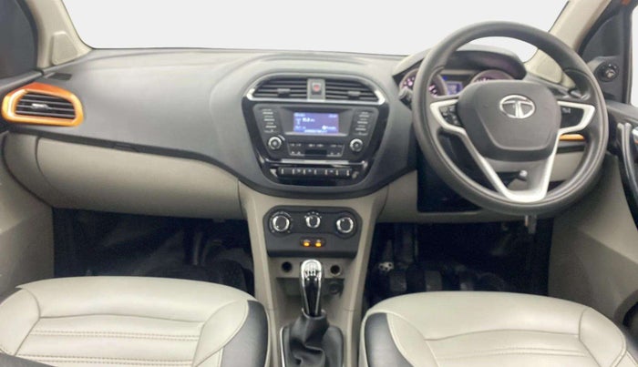 2016 Tata Tiago XZ PETROL, Petrol, Manual, 56,751 km, Dashboard