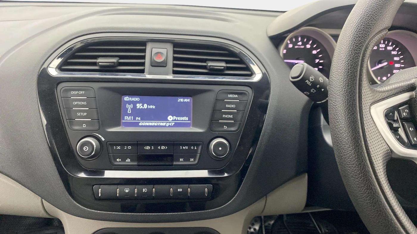 2016 Tata Tiago XZ PETROL, Petrol, Manual, 56,751 km, Air Conditioner