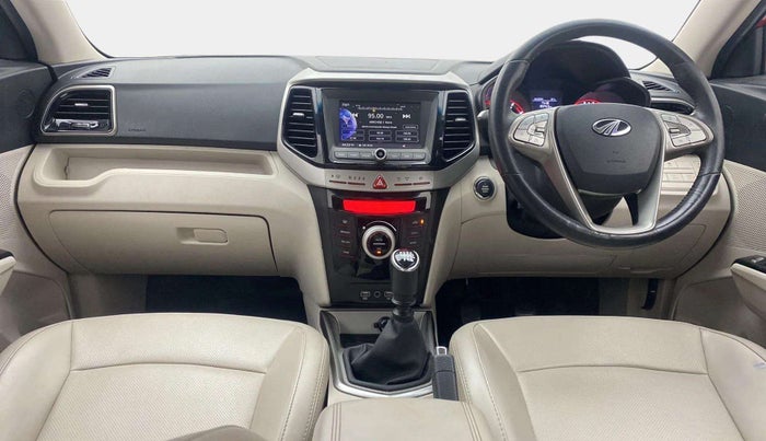 2021 Mahindra XUV300 W8 (O) 1.2 PETROL, Petrol, Manual, 18,573 km, Dashboard