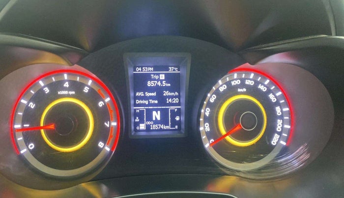 2021 Mahindra XUV300 W8 (O) 1.2 PETROL, Petrol, Manual, 18,573 km, Odometer Image