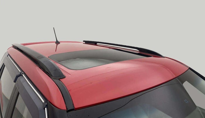 2021 Mahindra XUV300 W8 (O) 1.2 PETROL, Petrol, Manual, 18,573 km, Roof