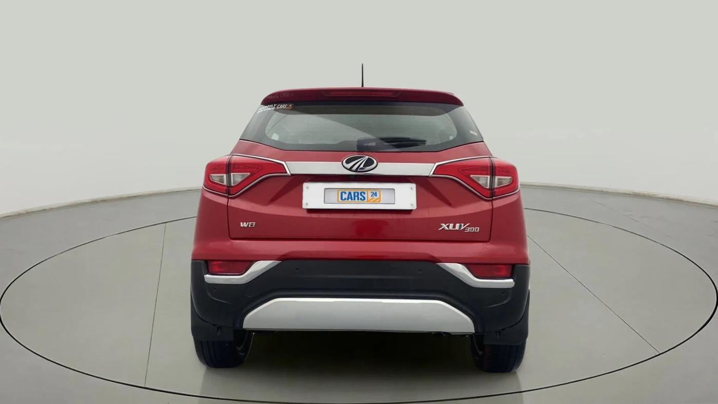2021 Mahindra XUV300 W8 (O) 1.2 PETROL, Petrol, Manual, 18,573 km, Back/Rear