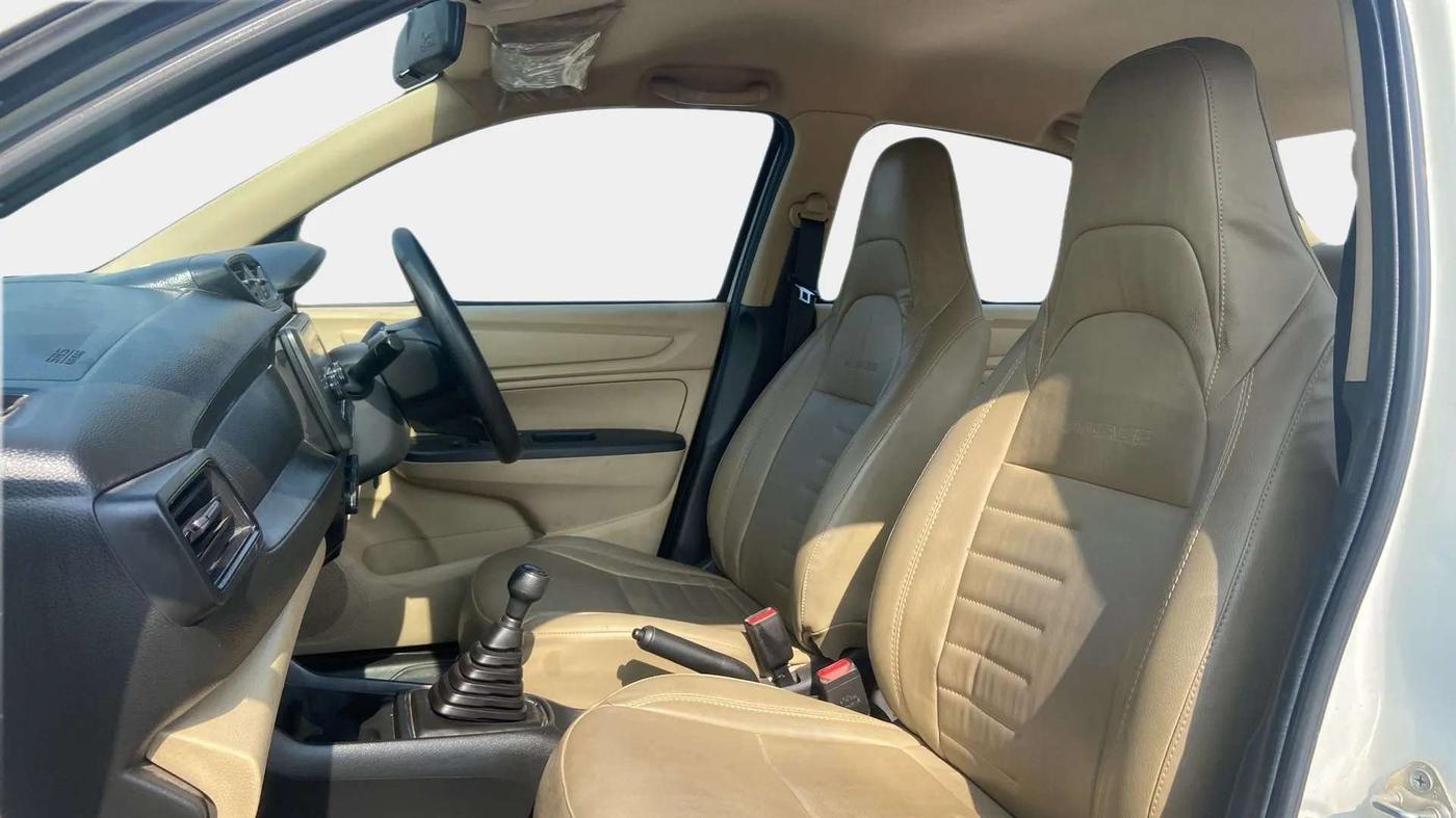 2022 Honda Amaze 1.2L I-VTEC E, Petrol, Manual, 26,426 km, Right Side Front Door Cabin