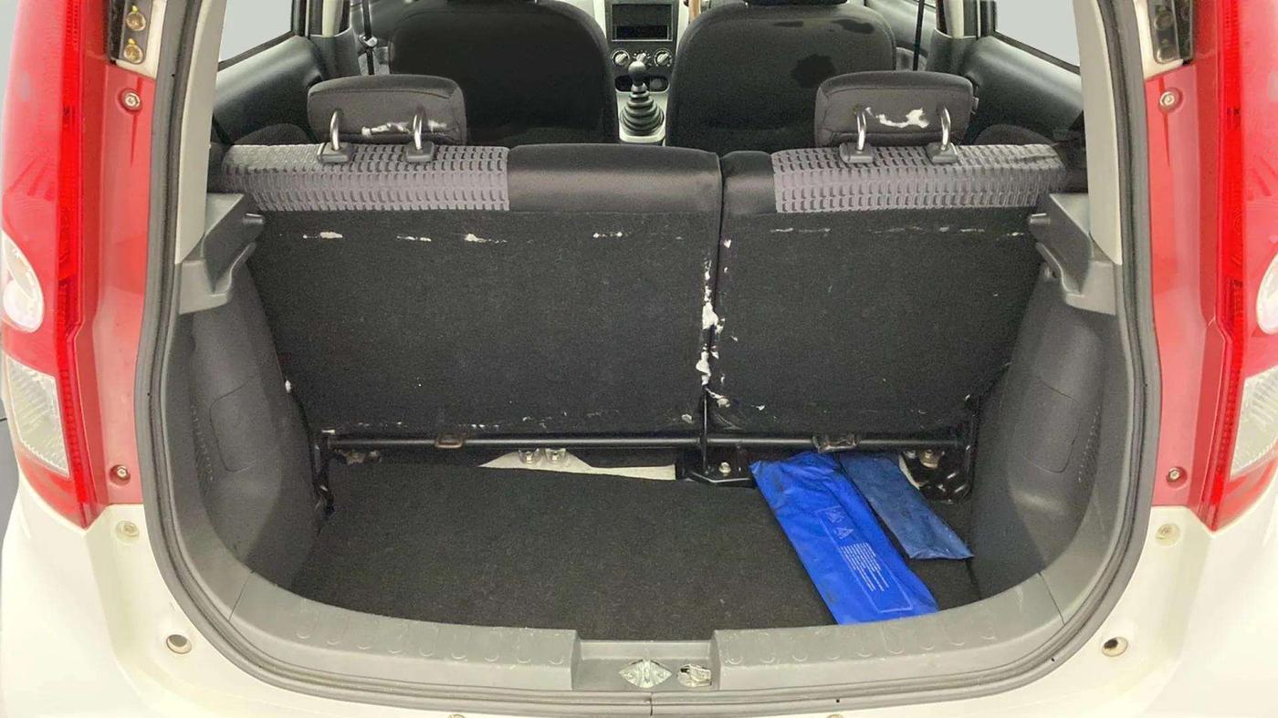 2015 Maruti Ritz VXI, Petrol, Manual, 73,546 km, Boot Inside