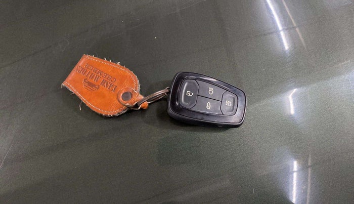 2021 Tata NEXON XZA PLUS (O) PETROL, Petrol, Automatic, 20,493 km, Key Close Up