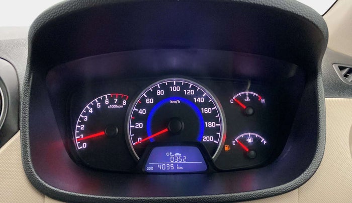 2018 Hyundai Grand i10 SPORTZ 1.2 KAPPA VTVT, Petrol, Manual, 40,498 km, Odometer Image