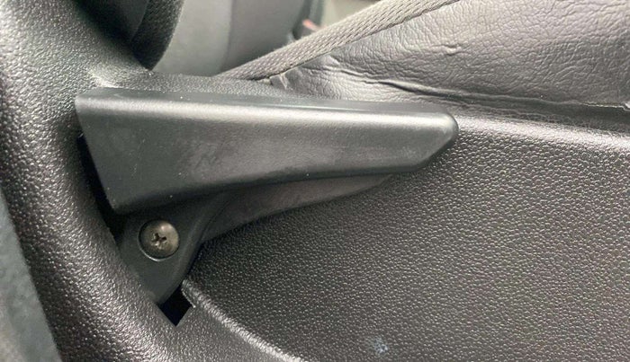2018 Tata Tiago XTA PETROL, Petrol, Automatic, 59,002 km, Driver Side Adjustment Panel