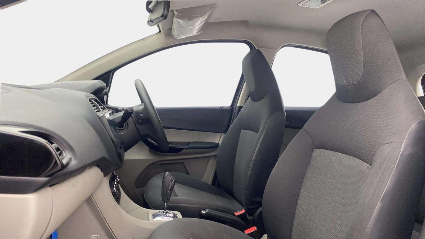 2018 Tata Tiago XTA PETROL, Petrol, Automatic, 59,002 km, Right Side Front Door Cabin
