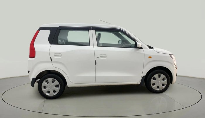 2024 Maruti New Wagon-R VXI 1.0 AMT, Petrol, Automatic, 1,092 km, Right Side