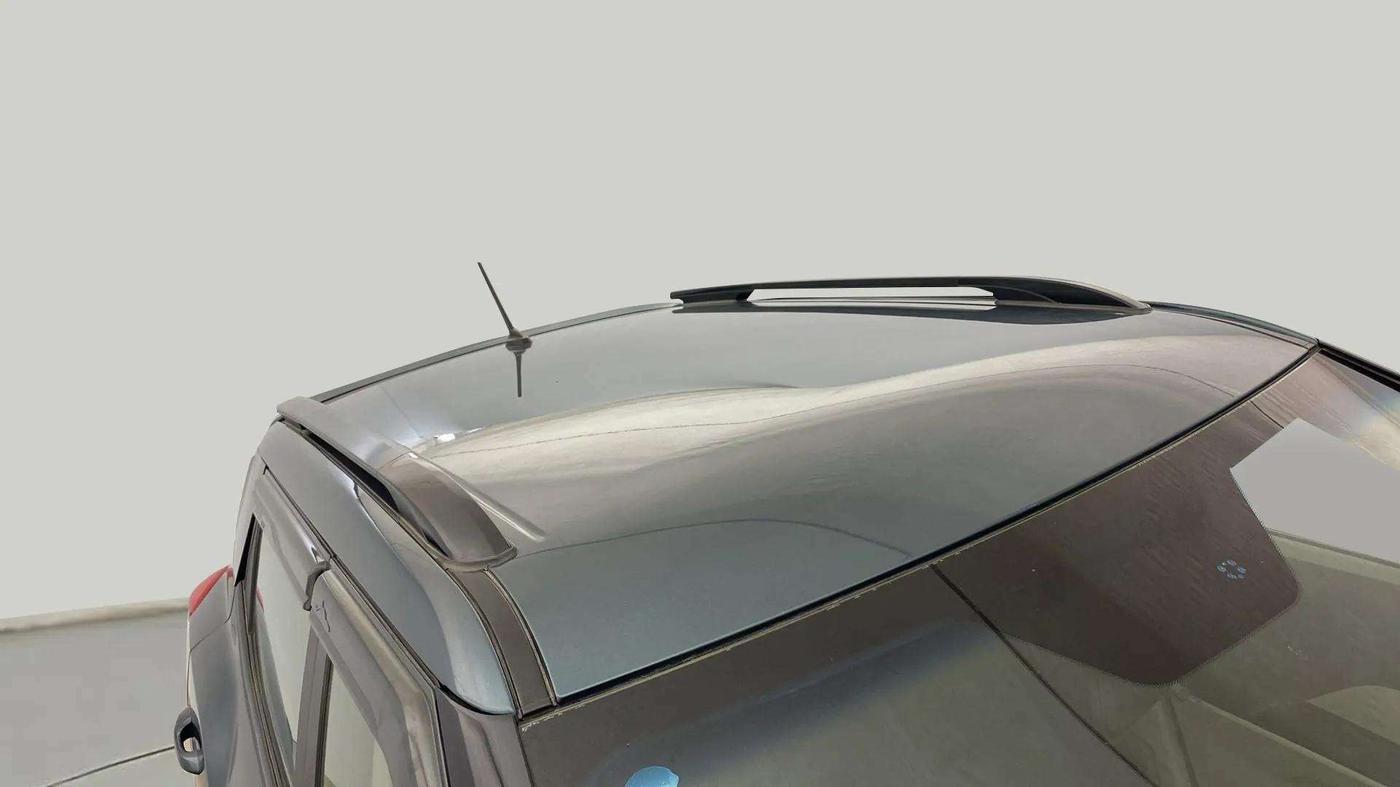 2020 Mahindra XUV300 W8 1.5 DIESEL AMT, Diesel, Automatic, 69,702 km, Roof