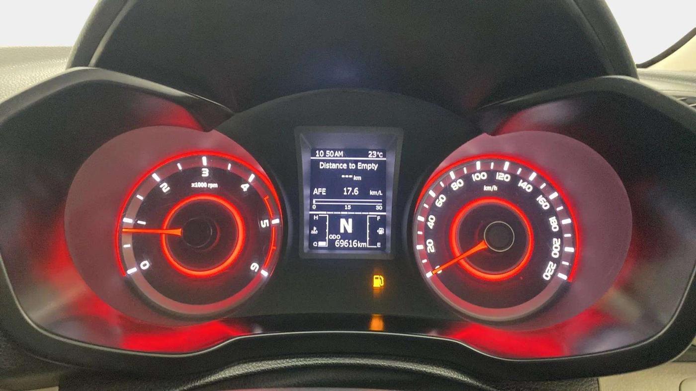 2020 Mahindra XUV300 W8 1.5 DIESEL AMT, Diesel, Automatic, 69,702 km, Odometer Image