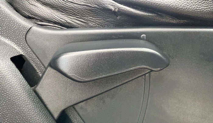 2019 Ford Ecosport TREND + 1.5L PETROL AT, Petrol, Automatic, 55,419 km, Driver Side Adjustment Panel