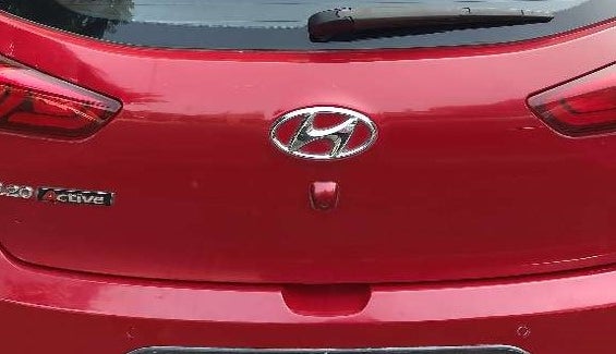 2016 Hyundai i20 Active 1.2 SX, Petrol, Manual, 73,906 km, Dicky (Boot door) - Minor scratches