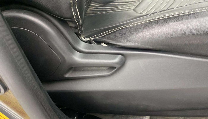 2022 Tata Tiago XT PETROL, CNG, Manual, 57,968 km, Driver Side Adjustment Panel