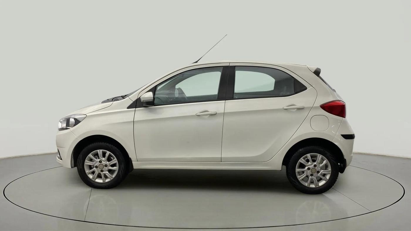 2018 Tata Tiago XZ PETROL, Petrol, Manual, 46,907 km, Left Side