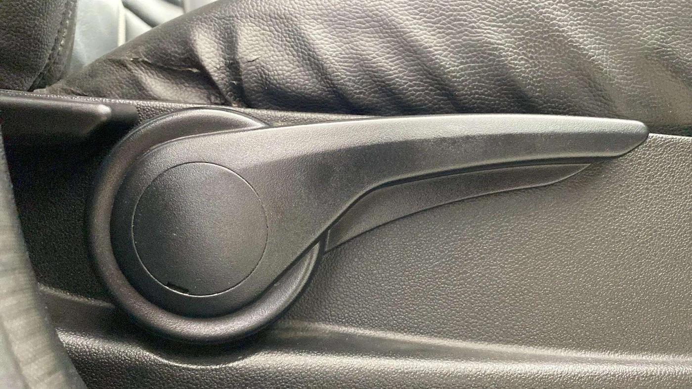 2018 Tata Tiago XZ PETROL, Petrol, Manual, 46,907 km, Driver Side Adjustment Panel