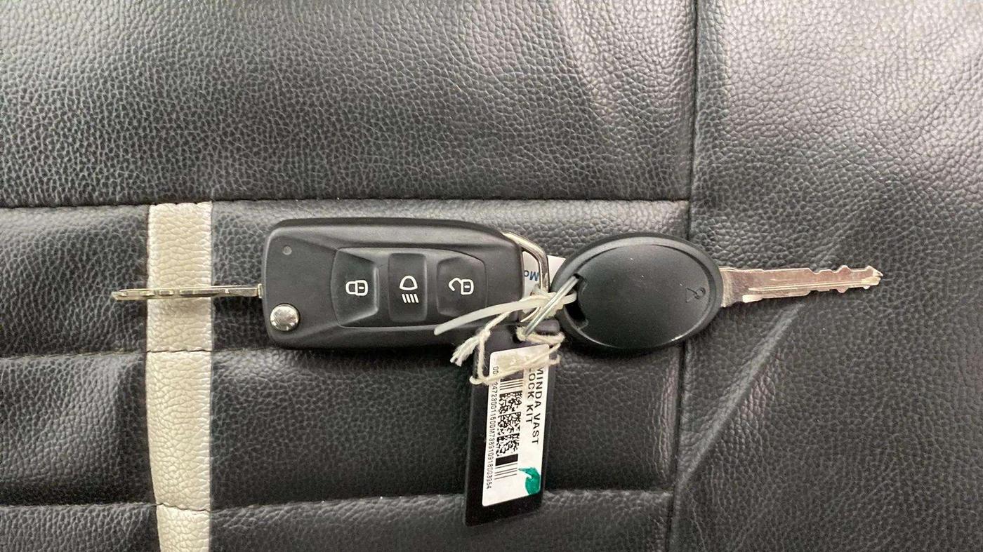 2018 Tata Tiago XZ PETROL, Petrol, Manual, 46,907 km, Key Close Up