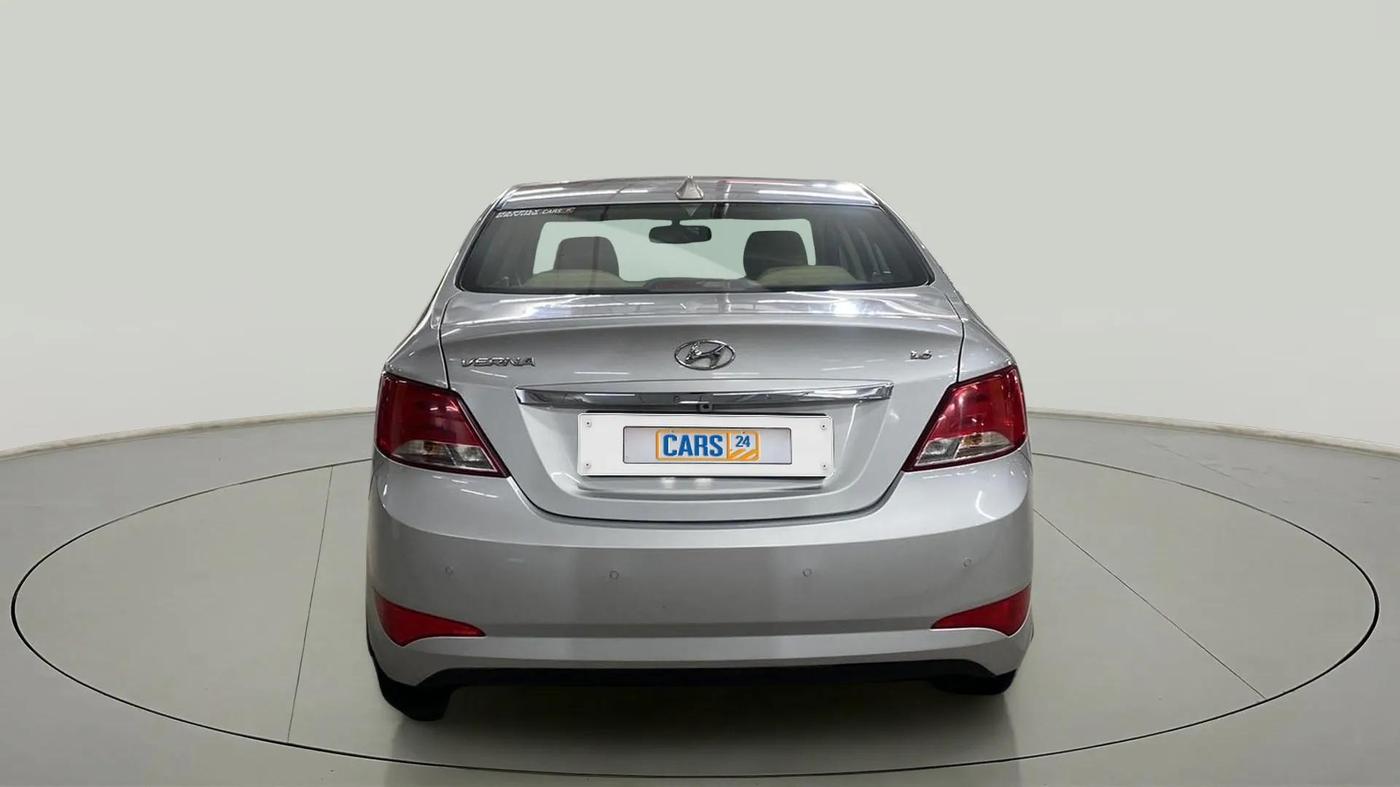 2016 Hyundai Verna 1.6 VTVT S AT, Petrol, Automatic, 80,731 km, Back/Rear
