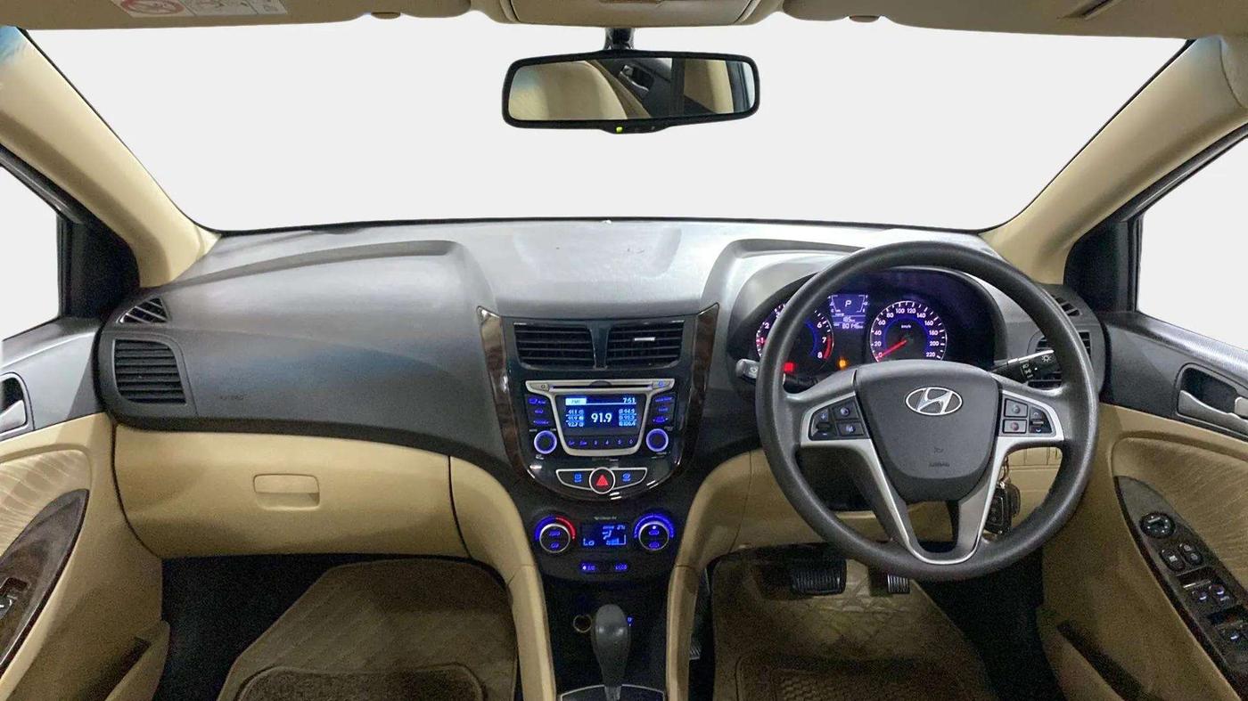 2016 Hyundai Verna 1.6 VTVT S AT, Petrol, Automatic, 80,731 km, Dashboard