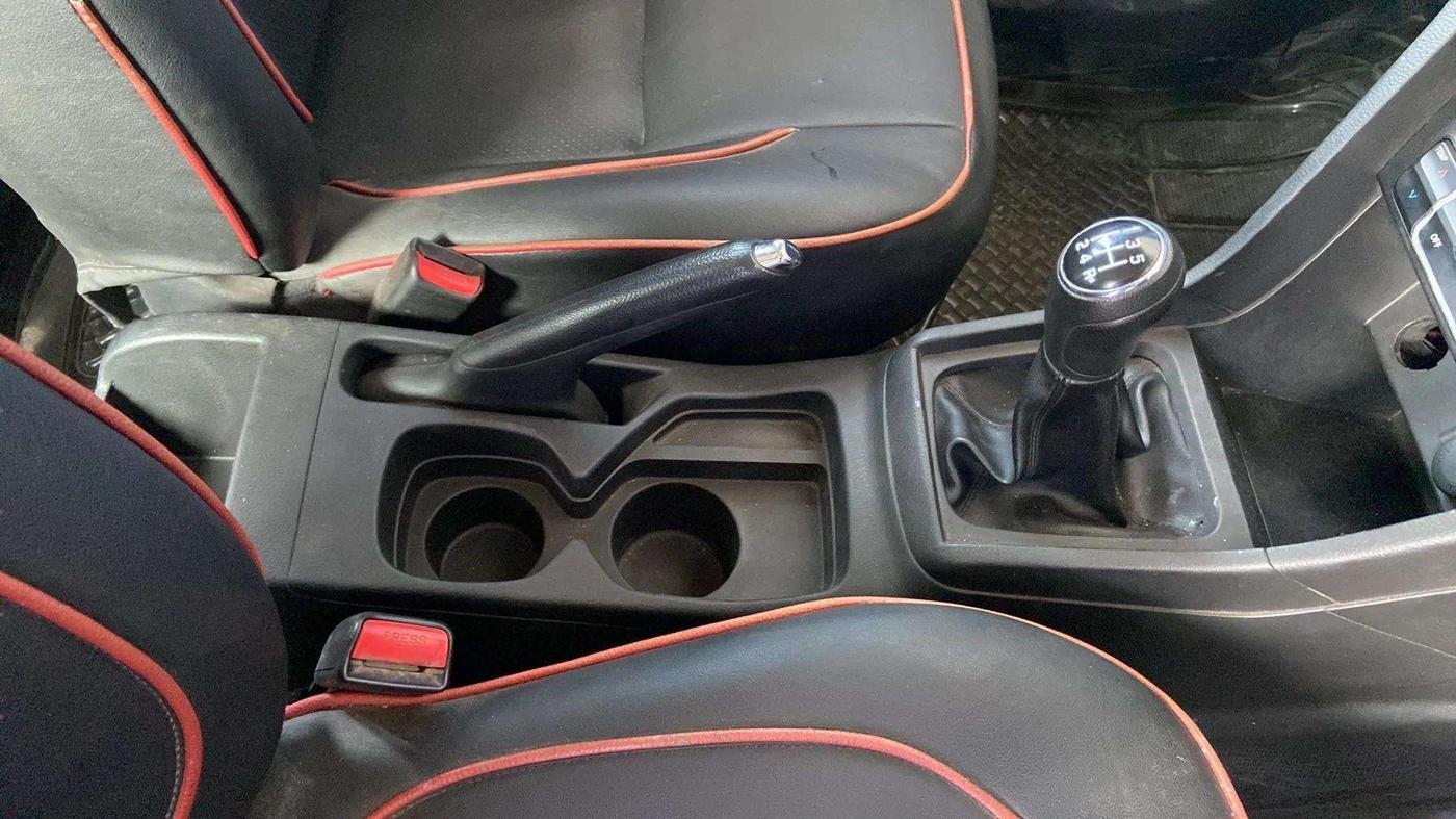 2019 Maruti Vitara Brezza ZDI, Diesel, Manual, 55,305 km, Gear Lever