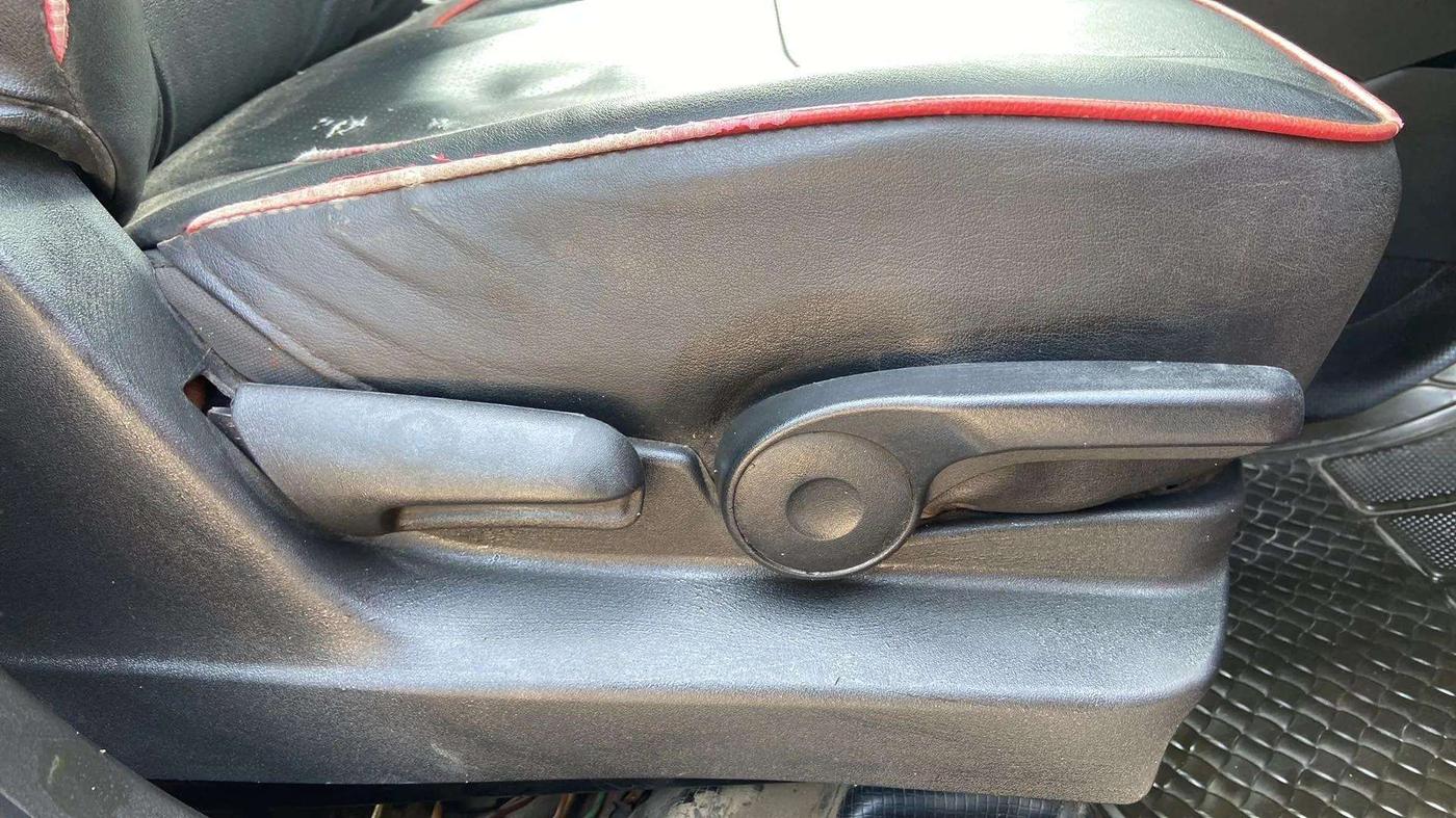 2019 Maruti Vitara Brezza ZDI, Diesel, Manual, 55,305 km, Driver Side Adjustment Panel