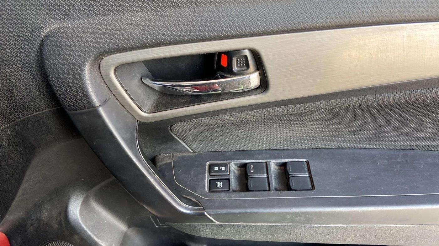 2019 Maruti Vitara Brezza ZDI, Diesel, Manual, 55,305 km, Driver Side Door Panels Control