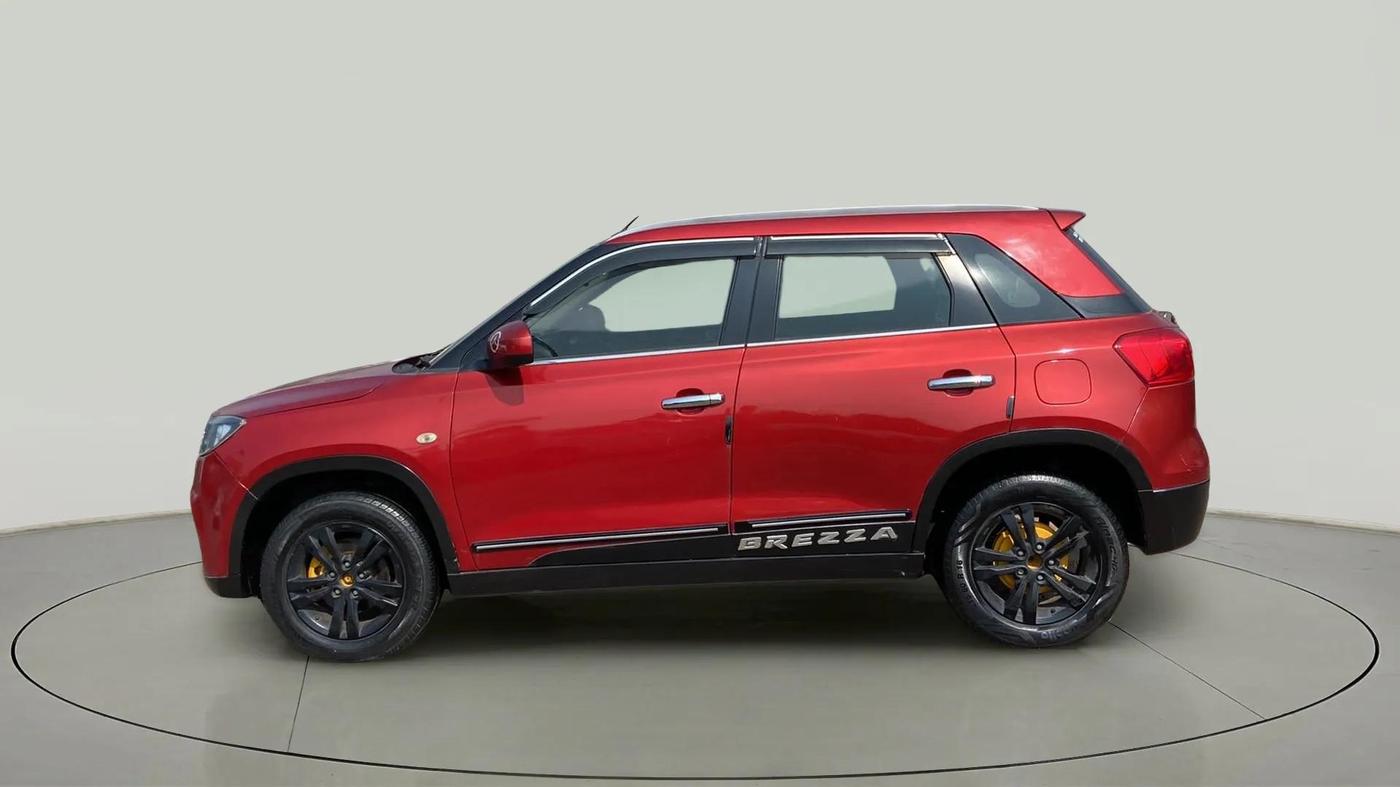 2019 Maruti Vitara Brezza ZDI, Diesel, Manual, 55,305 km, Left Side