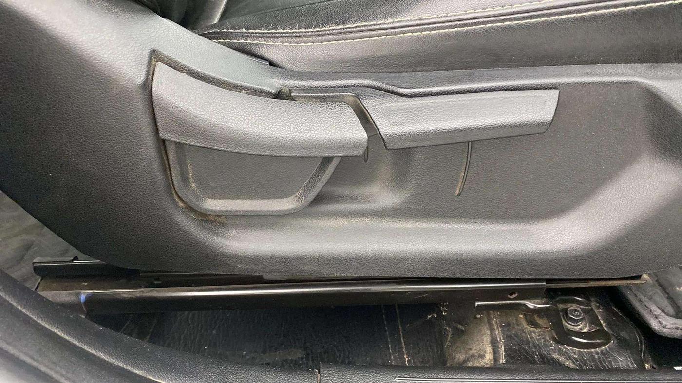 2020 Hyundai Creta EX 1.5 PETROL, Petrol, Manual, 35,609 km, Driver Side Adjustment Panel