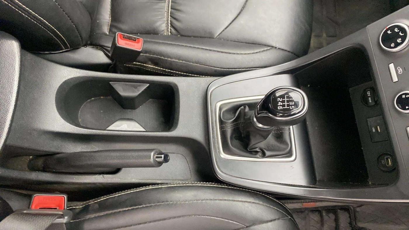 2020 Hyundai Creta EX 1.5 PETROL, Petrol, Manual, 35,609 km, Gear Lever