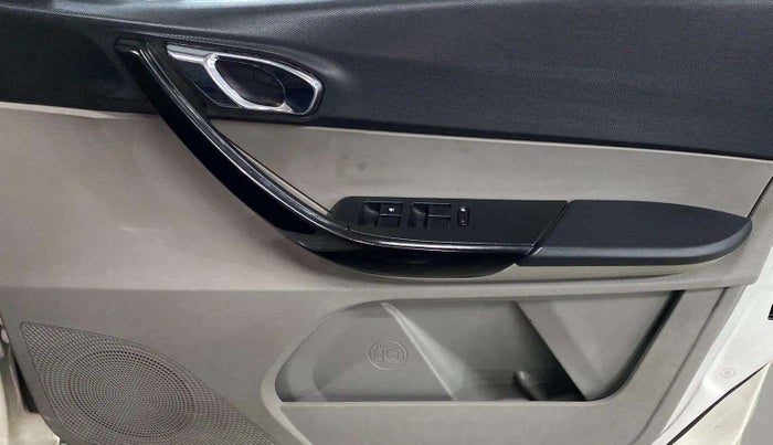 2018 Tata Tiago XZ PETROL, Petrol, Manual, 11,434 km, Driver Side Door Panels Control