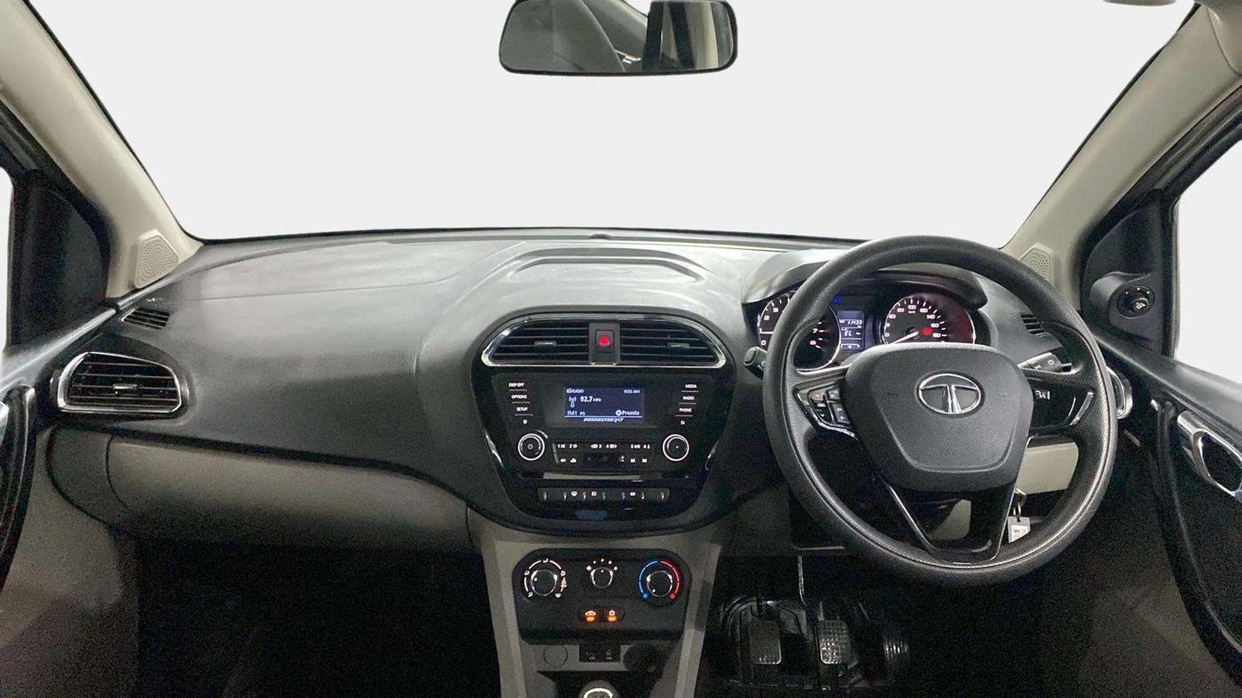 2018 Tata Tiago XZ PETROL, Petrol, Manual, 11,434 km, Dashboard