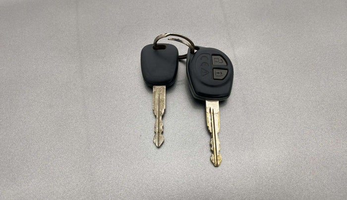 2018 Maruti Celerio ZXI, CNG, Manual, 76,367 km, Key Close Up