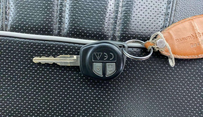2022 Maruti S PRESSO VXI (O) CNG, CNG, Manual, 55,537 km, Key Close Up