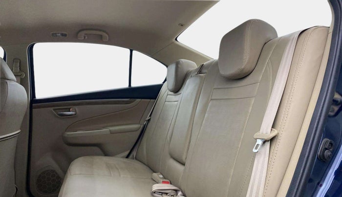 2022 Maruti Ciaz ZETA 1.5 SHVS MT PETROL, Petrol, Manual, 20,319 km, Right Side Rear Door Cabin