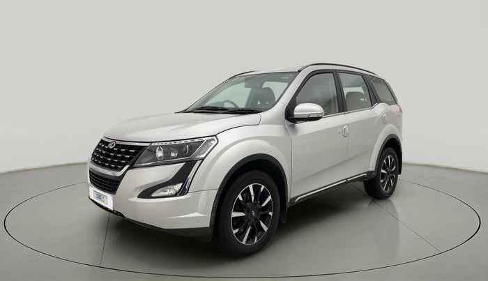 2018 Mahindra XUV500 W11 AT, Diesel, Automatic, 99,001 km, Left Front Diagonal