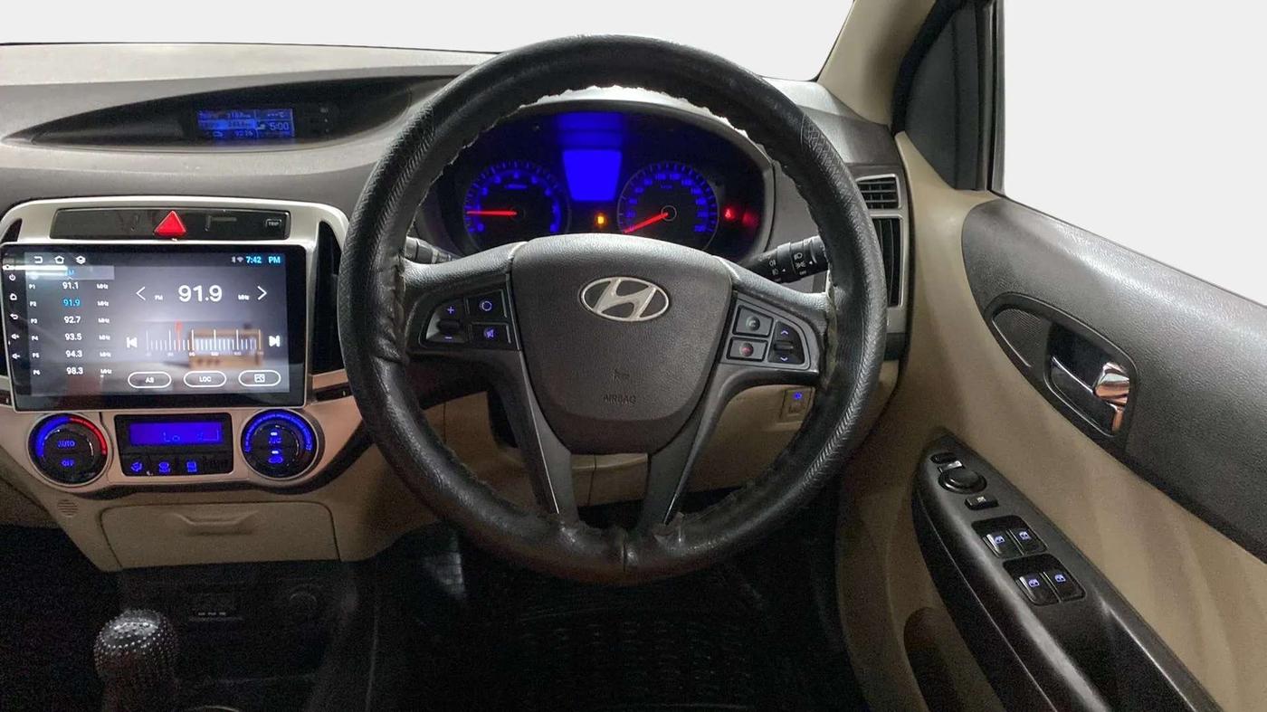 2013 Hyundai i20 ASTA 1.2, Petrol, Manual, 35,708 km, Steering Wheel Close Up