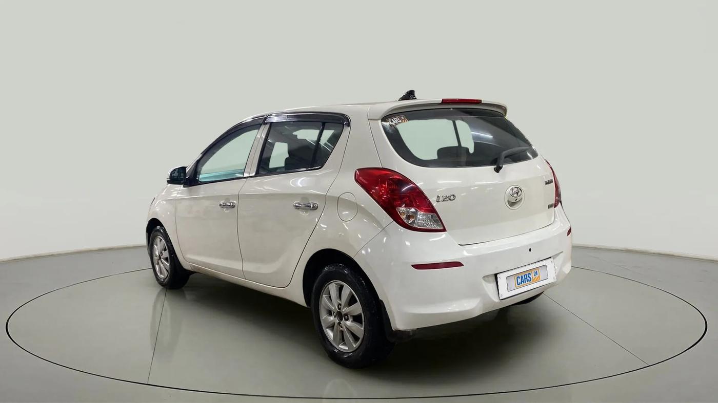 2013 Hyundai i20 ASTA 1.2, Petrol, Manual, 35,708 km, Left Back Diagonal