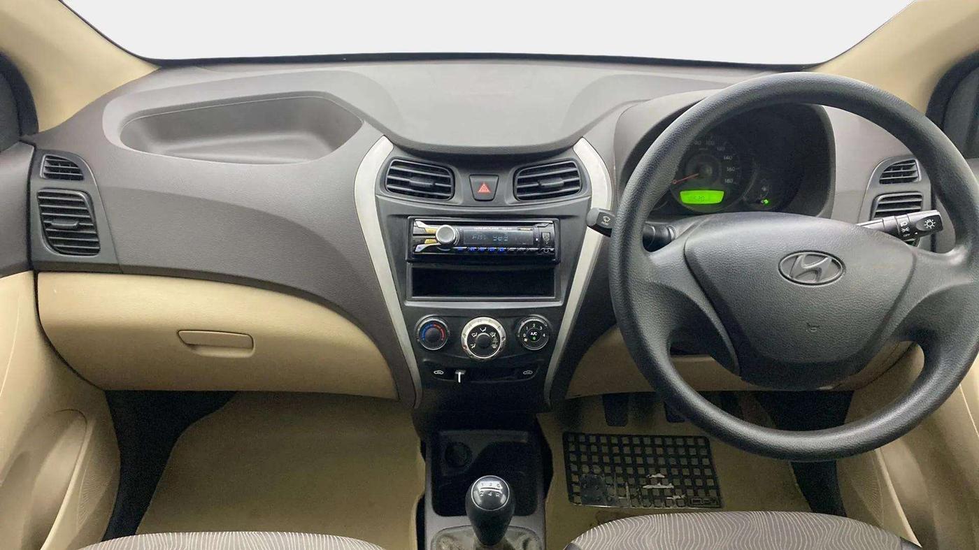 2013 Hyundai Eon ERA +, Petrol, Manual, 70,479 km, Dashboard