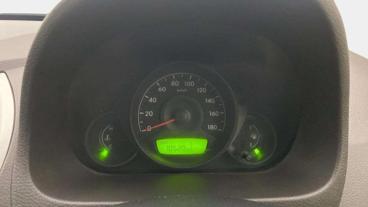 2013 Hyundai Eon ERA +, Petrol, Manual, 70,479 km, Odometer Image