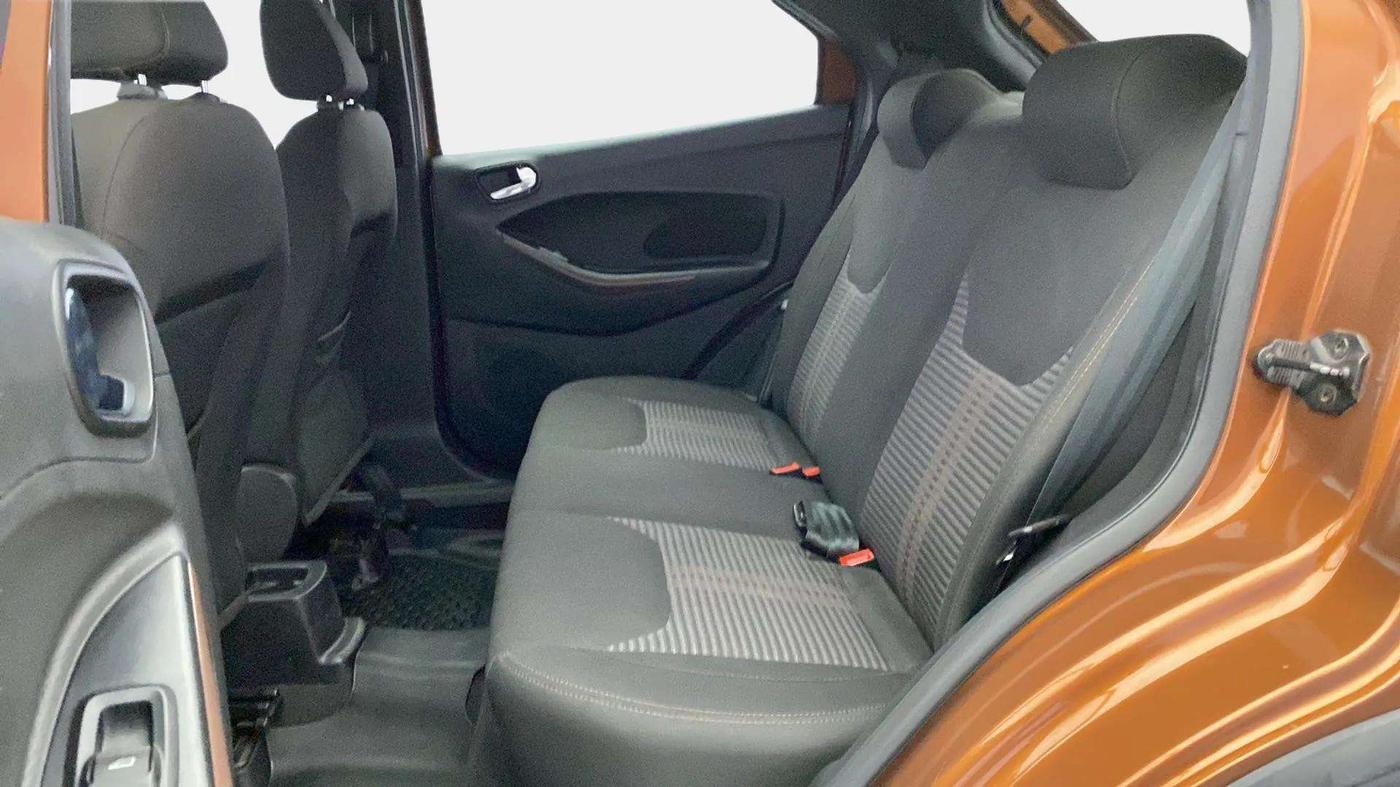 2018 Ford FREESTYLE TITANIUM 1.2 PETROL, Petrol, Manual, 33,347 km, Right Side Rear Door Cabin