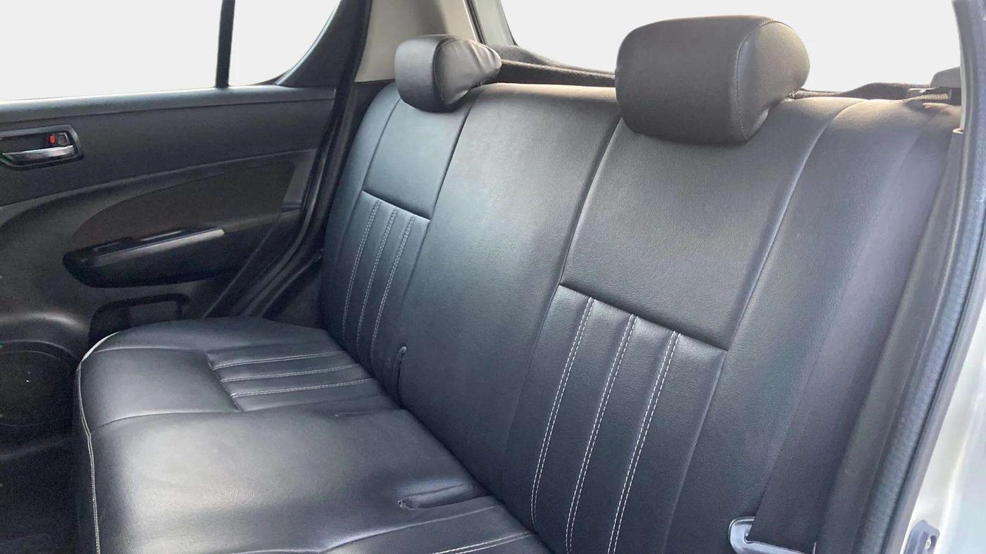 2013 Maruti Swift VXI, Petrol, Manual, 75,169 km, Right Side Rear Door Cabin