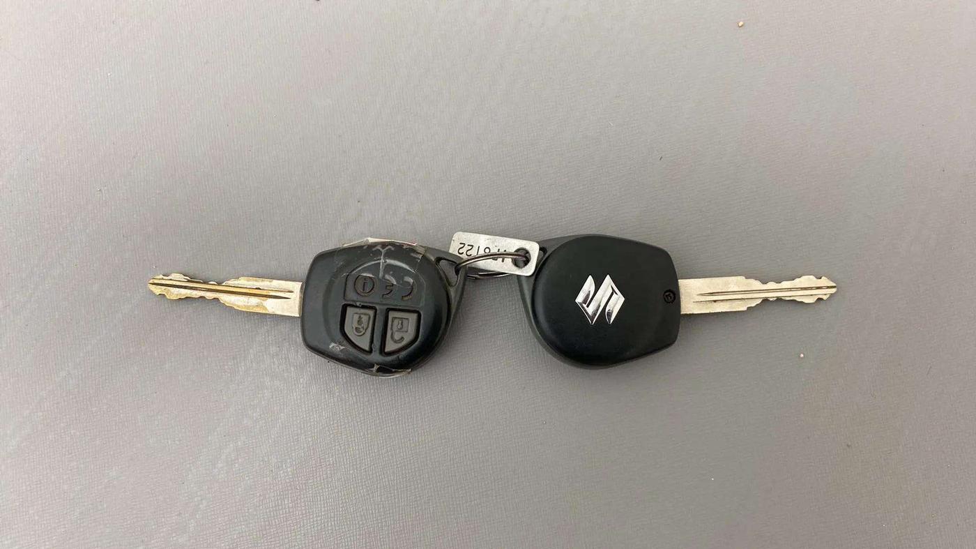 2017 Maruti Baleno DELTA PETROL 1.2, Petrol, Manual, 76,849 km, Key Close Up