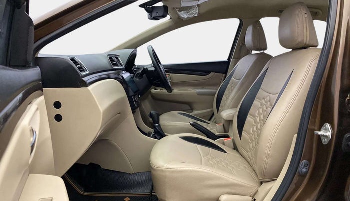 2017 Maruti Ciaz ZETA 1.4  AT PETROL, Petrol, Automatic, 70,639 km, Right Side Front Door Cabin