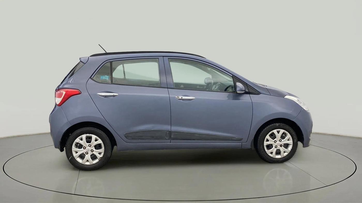 2014 Hyundai Grand i10 SPORTZ 1.2 KAPPA VTVT, Petrol, Manual, 45,947 km, Right Side View